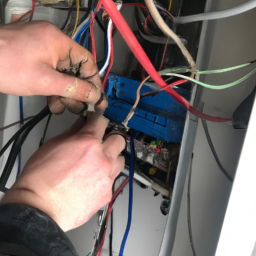 Installation de câblage électrique pour réseau audiovisuel Saran